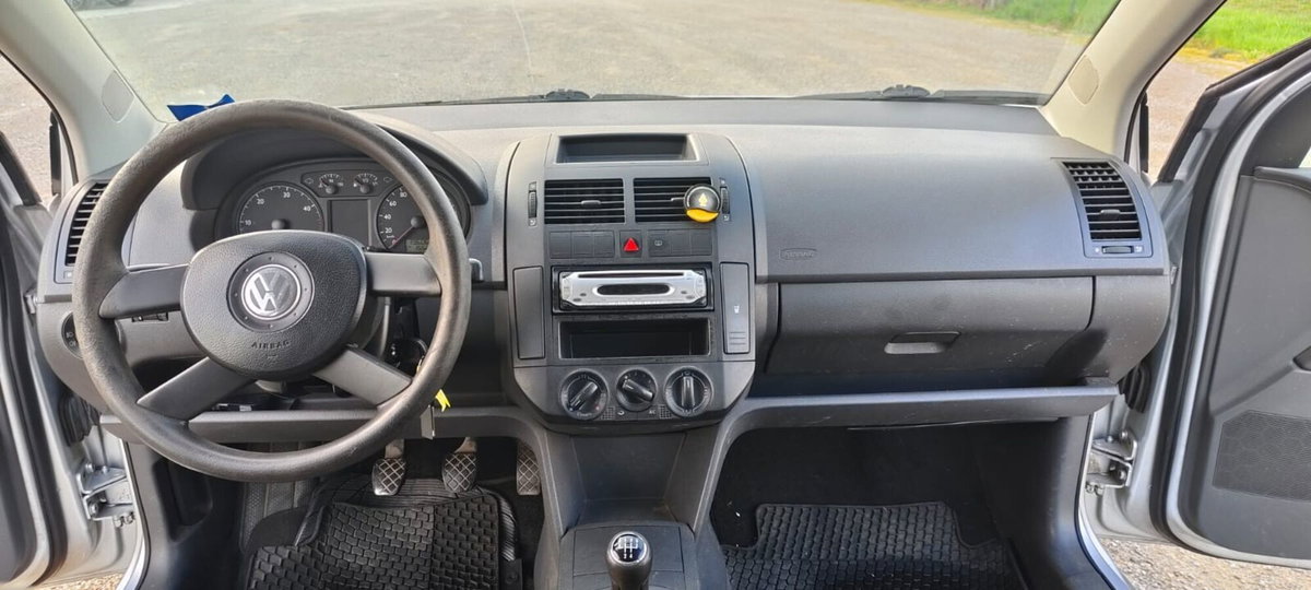 Volkswagen Polo 1.4 TDI 5p. Trendline (12)