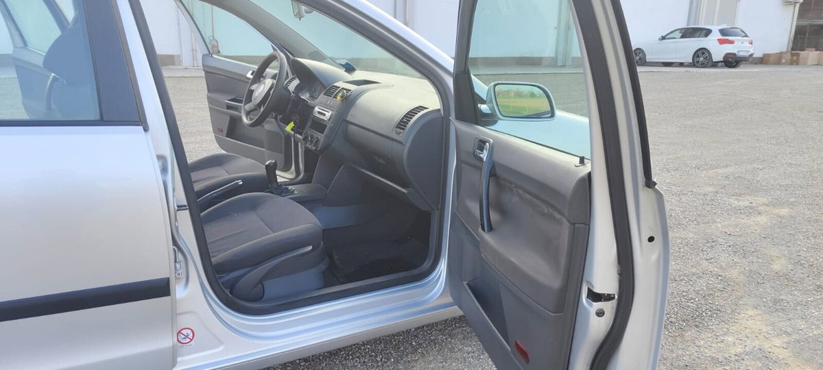 Volkswagen Polo 1.4 TDI 5p. Trendline (15)