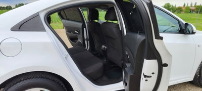 Chevrolet Cruze 1.8 5 porte LT GPL (17)