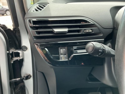Citroen Grand C4 Picasso BlueHDi 120 S&S EAT6 Business (9)