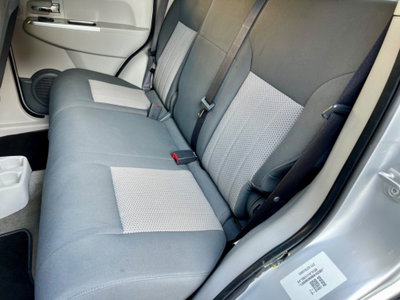 Jeep Cherokee 2.8 CRD DPF Limited Auto (10)