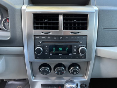 Jeep Cherokee 2.8 CRD DPF Limited Auto (13)