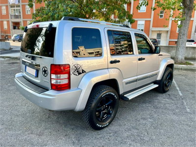 Jeep Cherokee 2.8 CRD DPF Limited Auto (4)