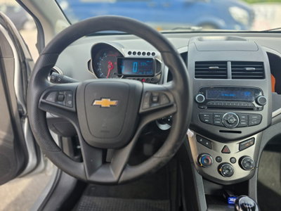 Chevrolet Aveo 1.2 86CV 5 porte LTZ (9)