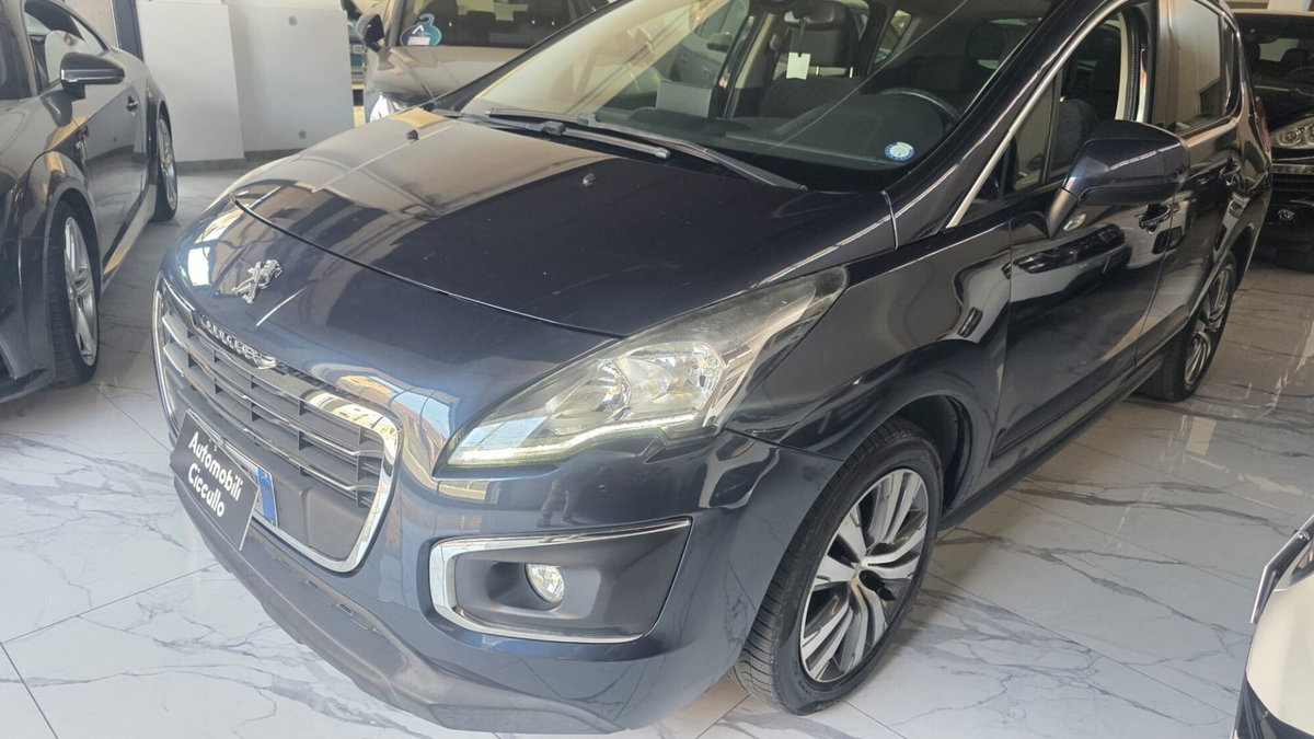 Peugeot 3008 1.6 HDi 115CV Active (2)