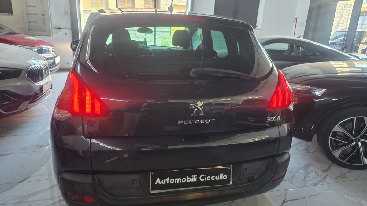 Peugeot 3008 1.6 HDi 115CV Active (7)