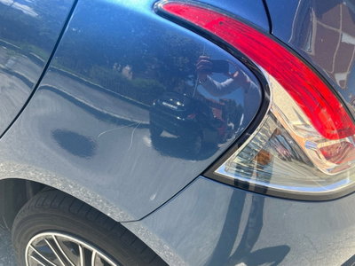 Lancia Ypsilon 1.0 FireFly 5 porte S&S Hybrid Gold Plus (9)
