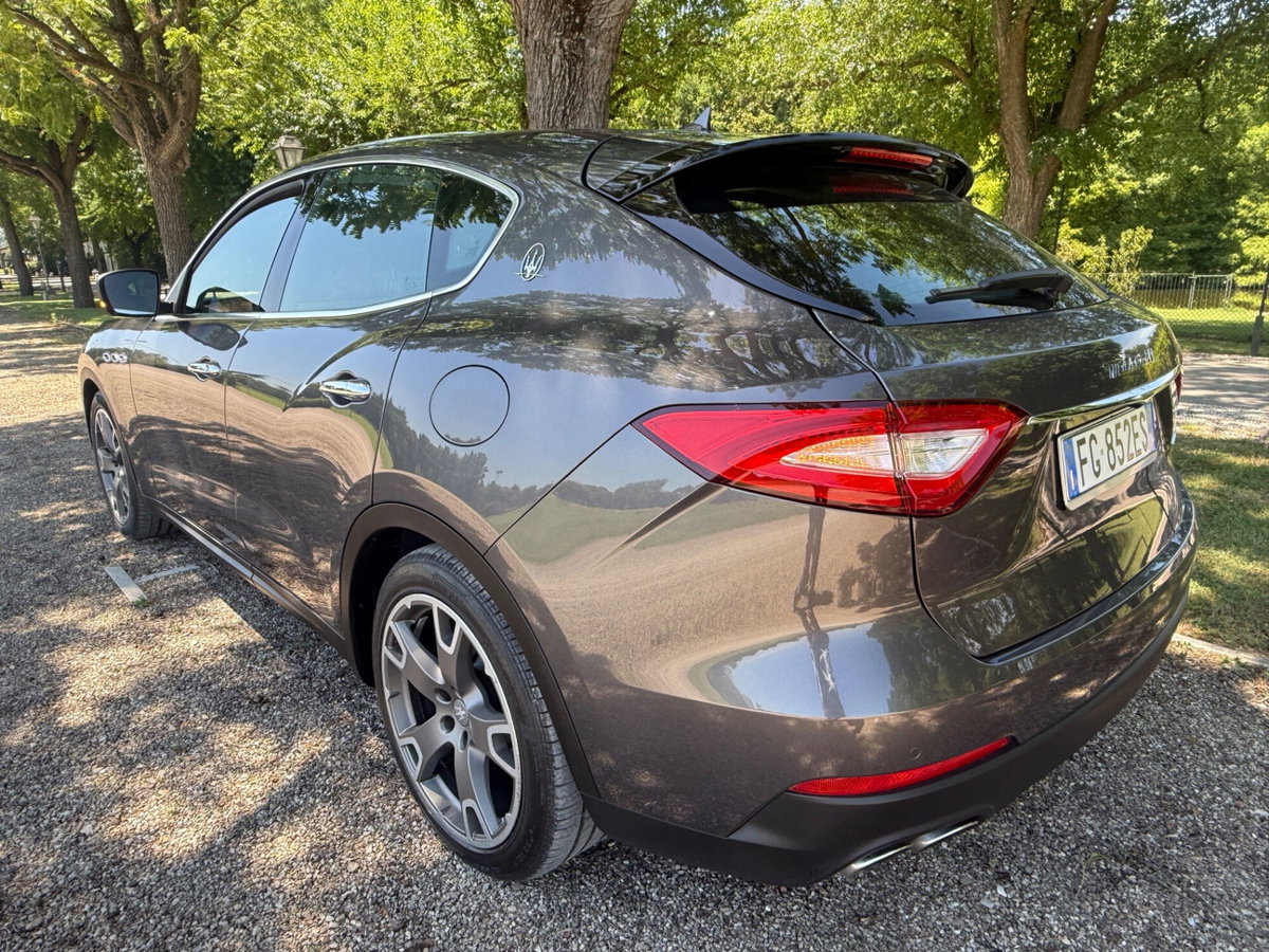 Maserati Levante Levante V6 430 CV S AWD Gransport (5)