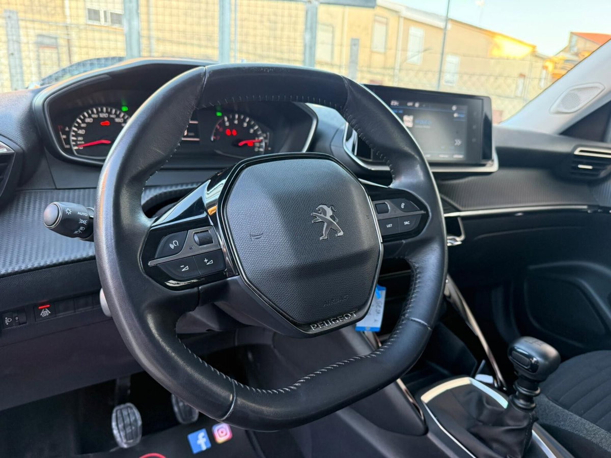 Peugeot 2008 BlueHDi 110 S&S Active Pack (13)