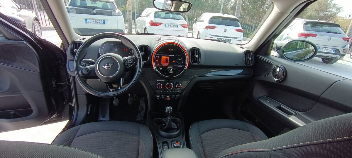 MINI Mini Countryman 1.5 One D Business Countryman (12)