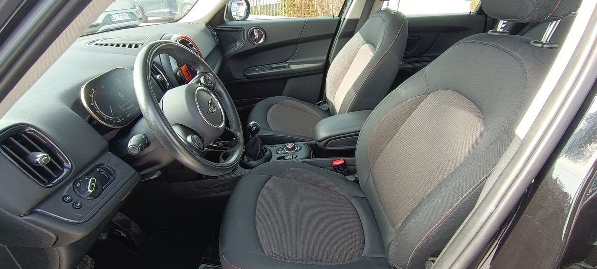MINI Mini Countryman 1.5 One D Business Countryman (16)