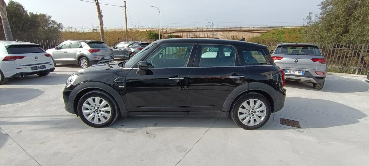 MINI Mini Countryman 1.5 One D Business Countryman (6)