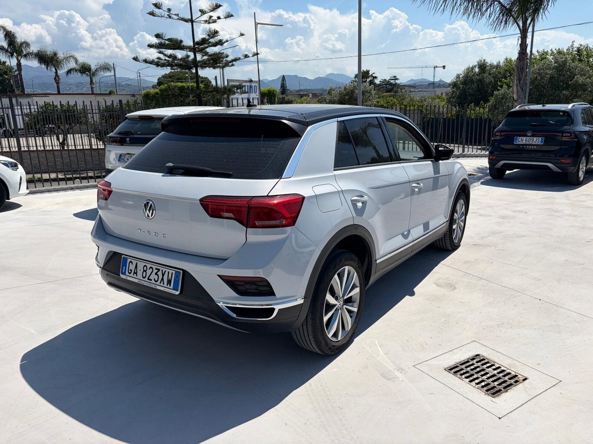 Volkswagen T-Roc 1.6 TDI SCR Style BlueMotion Technology (6)