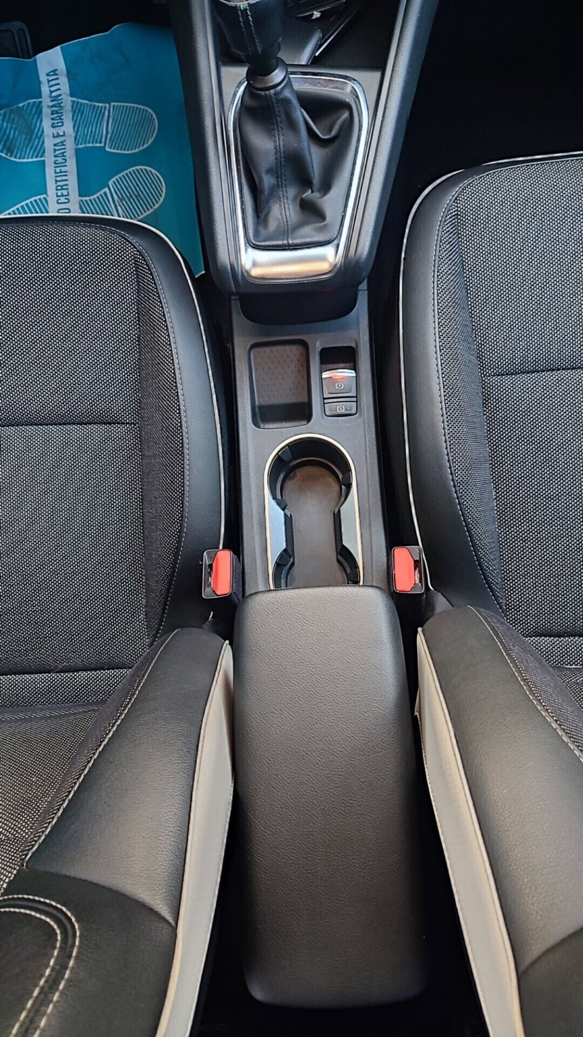 Renault Captur Blue dCi 115 CV EDC Zen (17)