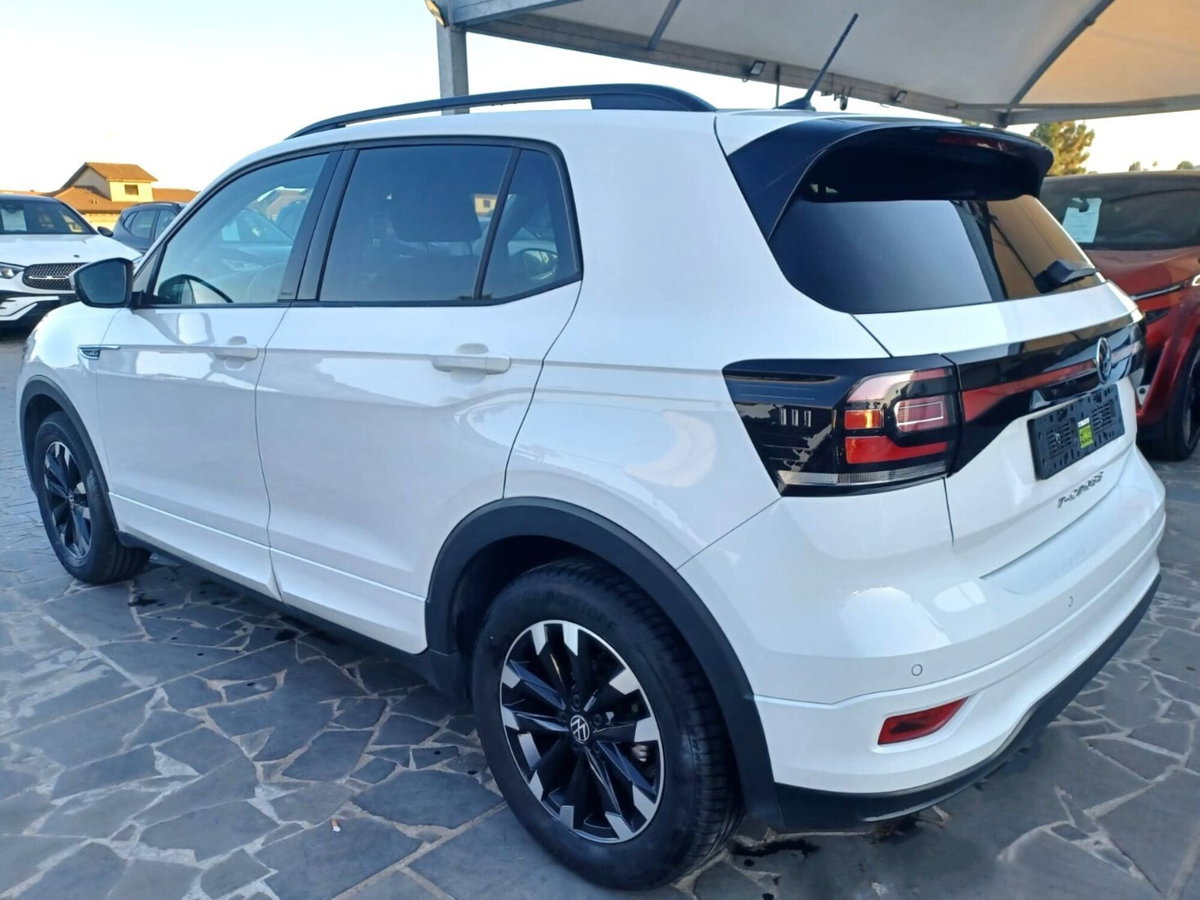 Volkswagen T-Cross 1.0 TSI 110 CV Sport (6)