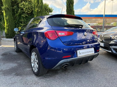 Alfa Romeo Giulietta 1.4 Turbo Sprint 120cv (4)