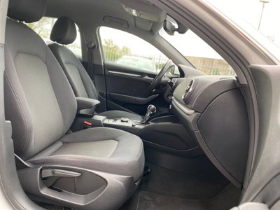 Audi A3 Sportback 30 TDI S tronic Admired (15)
