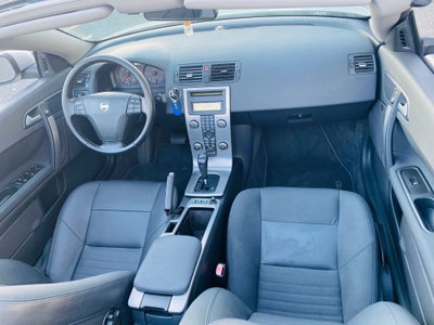 Volvo C70 2.0 D Summum (19)