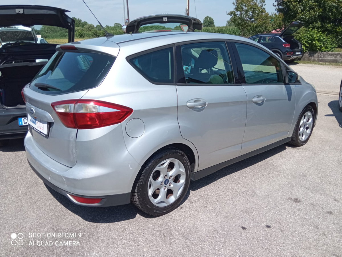 Ford C-Max 1.6 TDCi 115CV Titanium (2)