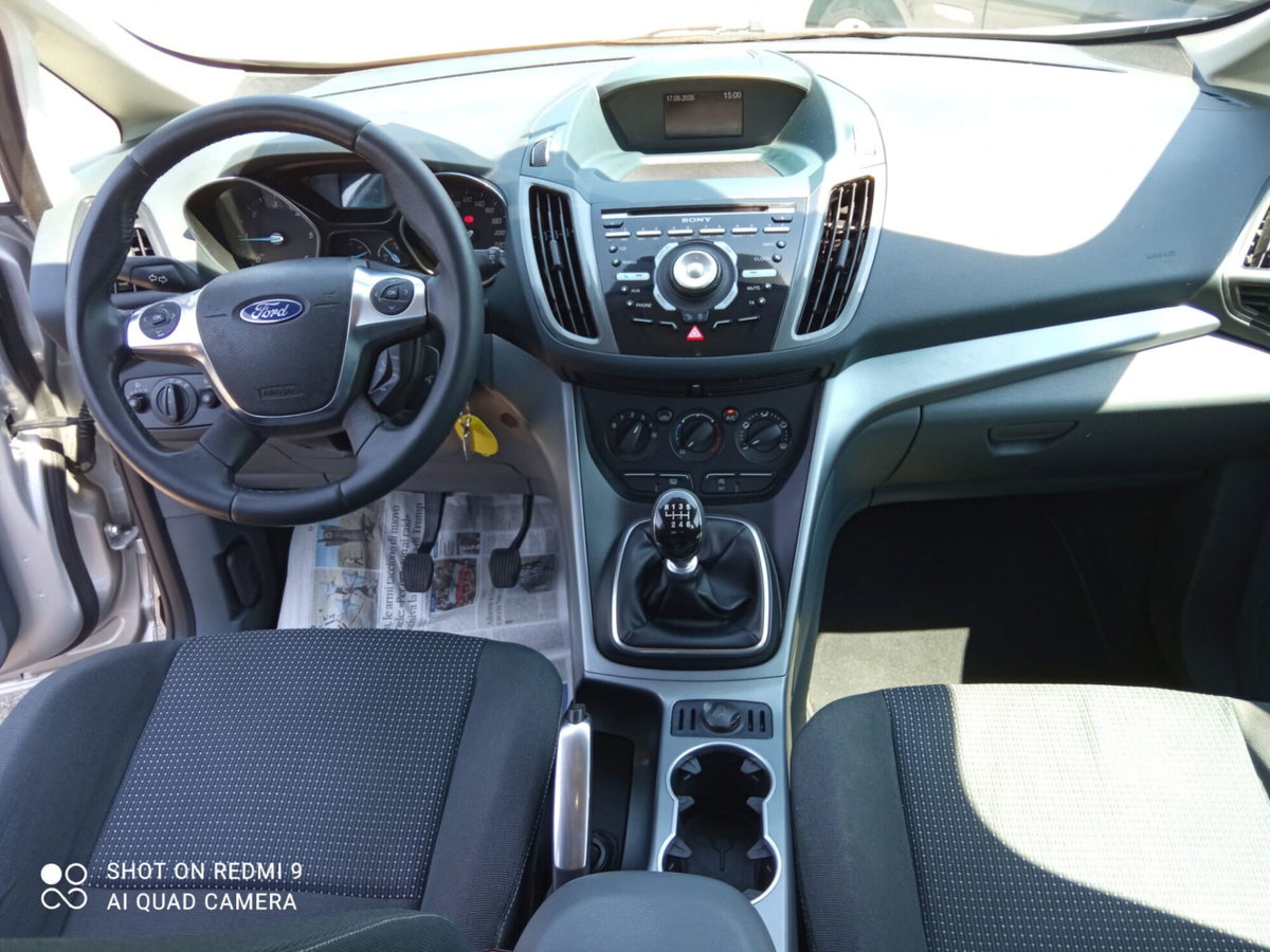 Ford C-Max 1.6 TDCi 115CV Titanium (9)
