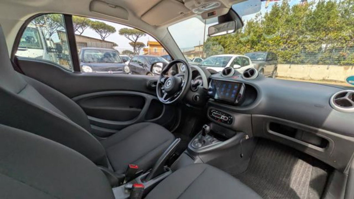 smart Fortwo EQ Passion Nightsky (7)