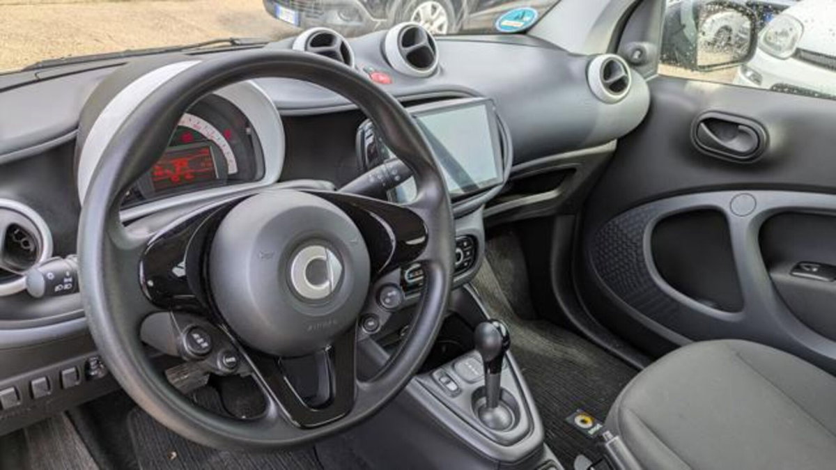 smart Fortwo EQ Passion Nightsky (9)
