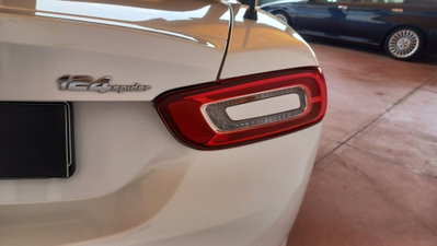 Fiat 124 spider 124 spider 1.4 MultiAir Lusso (9)