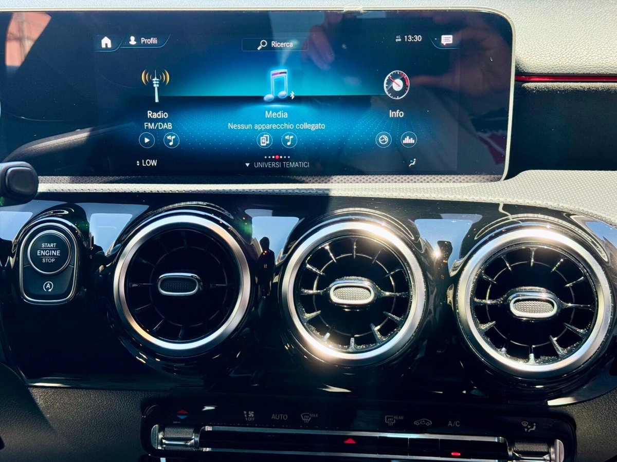 Mercedes-Benz Classe A 180 d Automatic Premium (18)