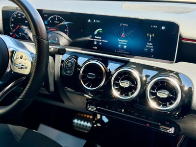 Mercedes-Benz Classe A 180 d Automatic Premium (20)