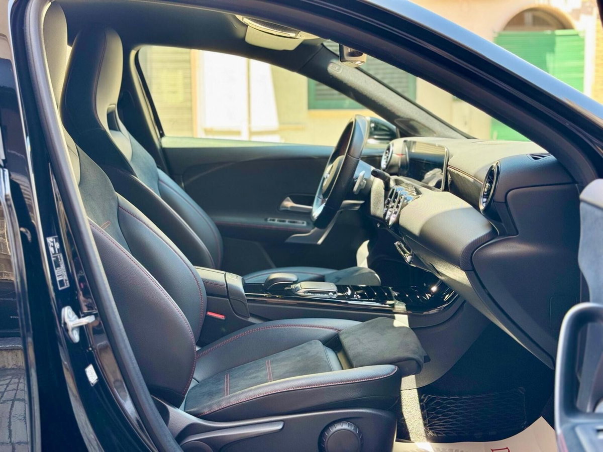 Mercedes-Benz Classe A 180 d Automatic Premium (7)