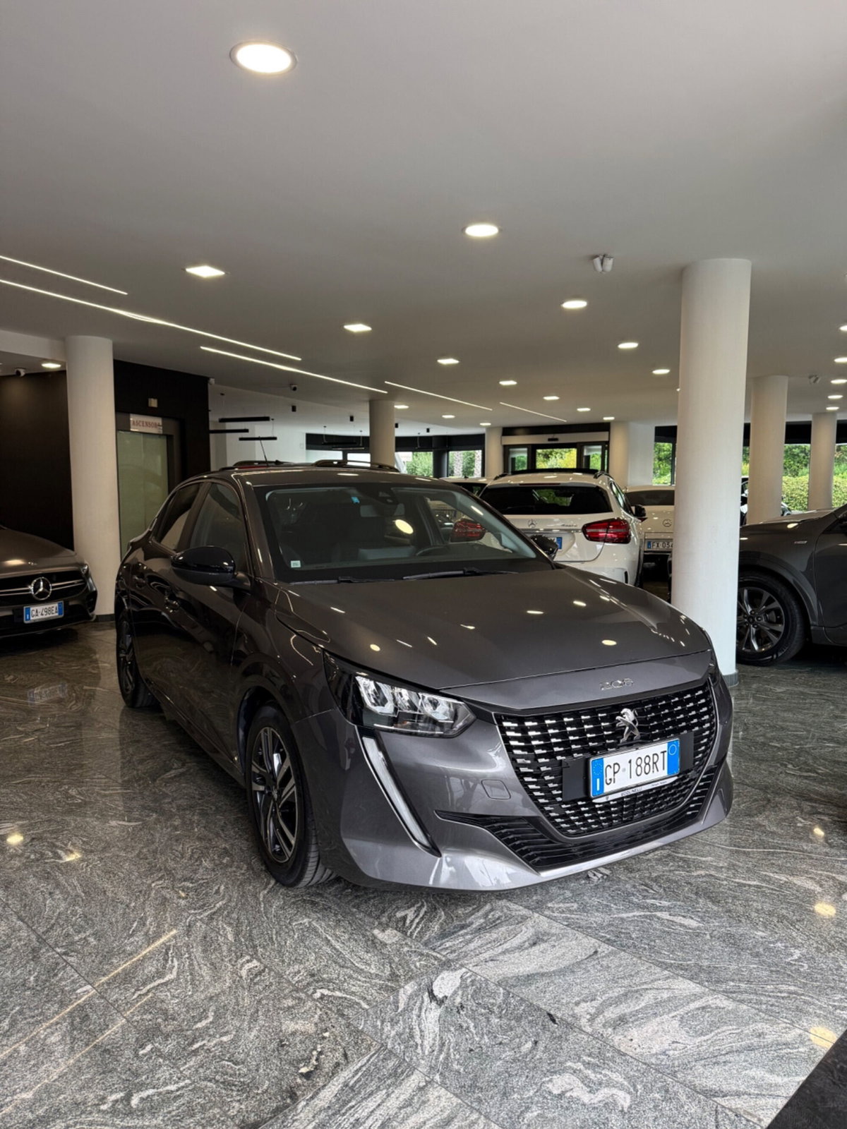 Peugeot 208 PureTech 75 Stop&Start 5 porte Active Pack (3)