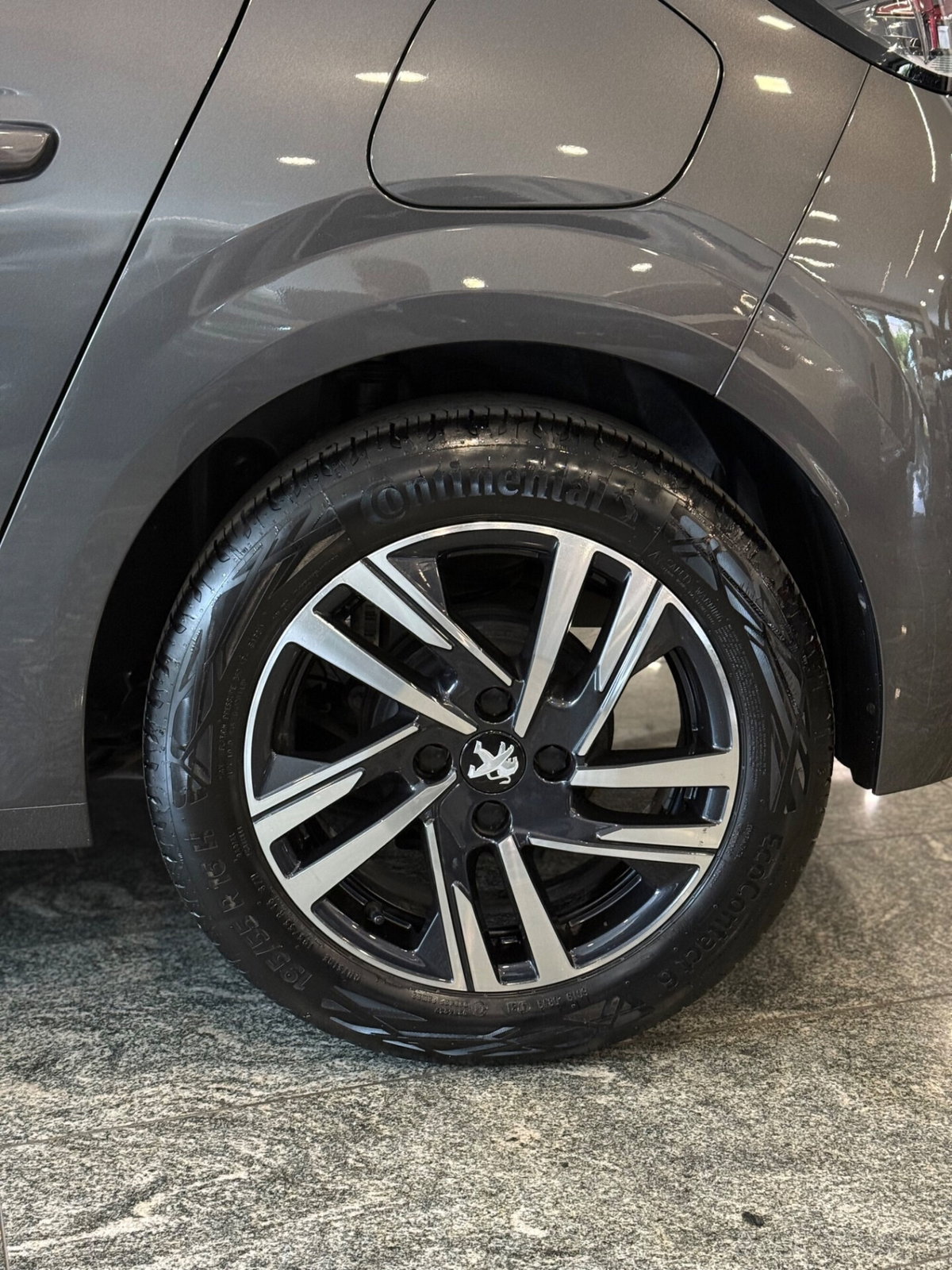 Peugeot 208 PureTech 75 Stop&Start 5 porte Active Pack (9)