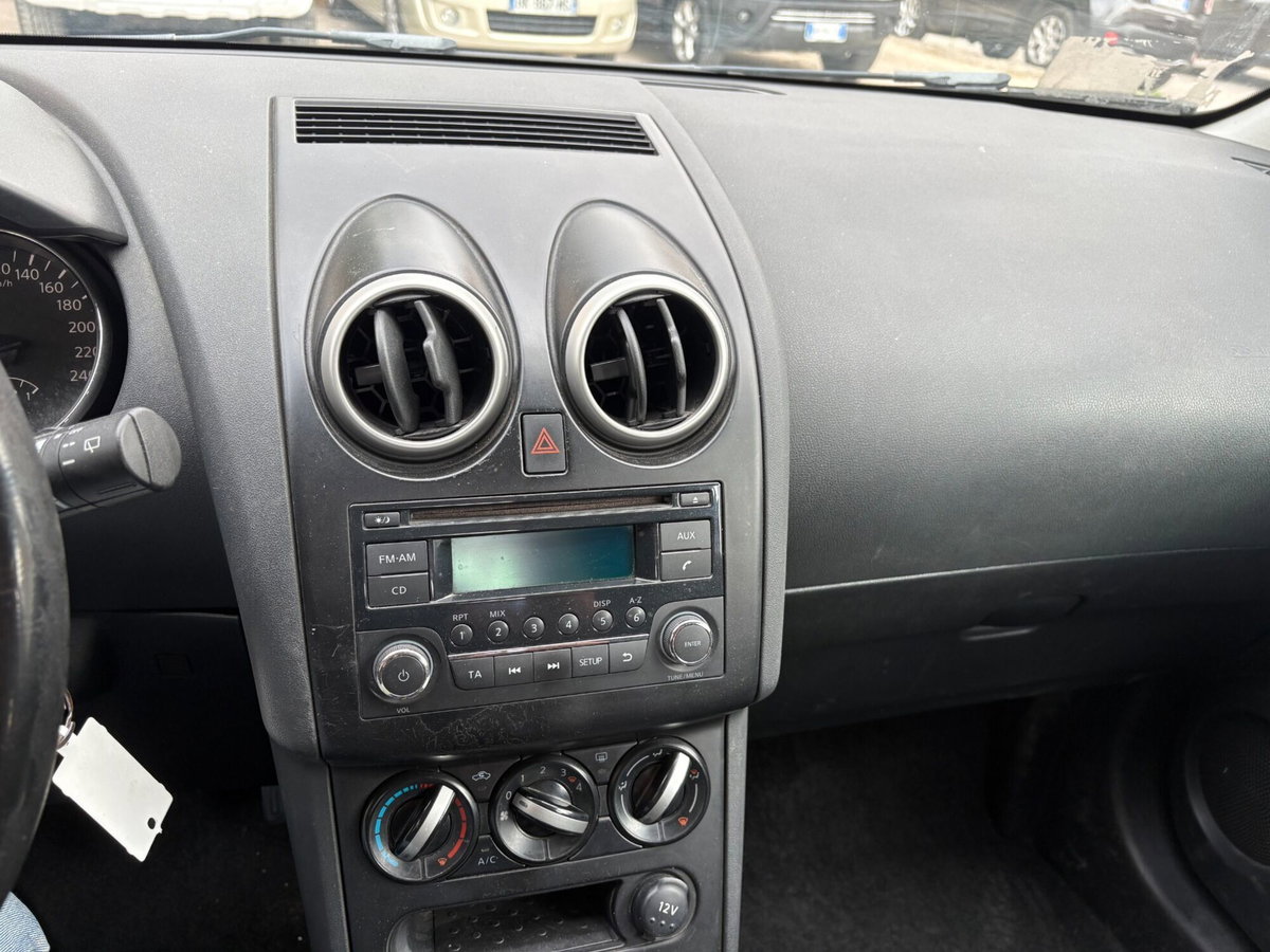 Nissan Qashqai 1.5 dCi DPF Acenta (10)
