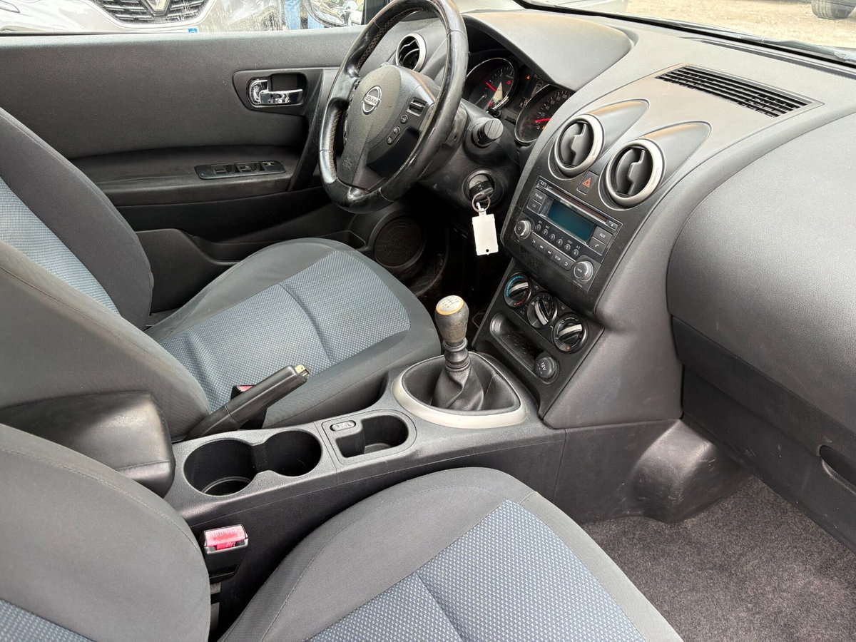 Nissan Qashqai 1.5 dCi DPF Acenta (6)