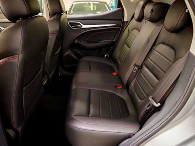 Mg ZS ZS 1.5 Luxury (19)