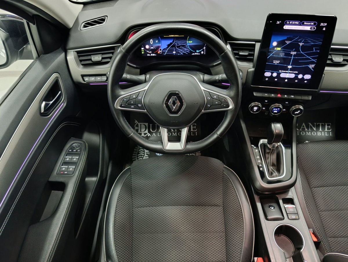 Renault Arkana Hybrid E-Tech 145 CV Techno (11)