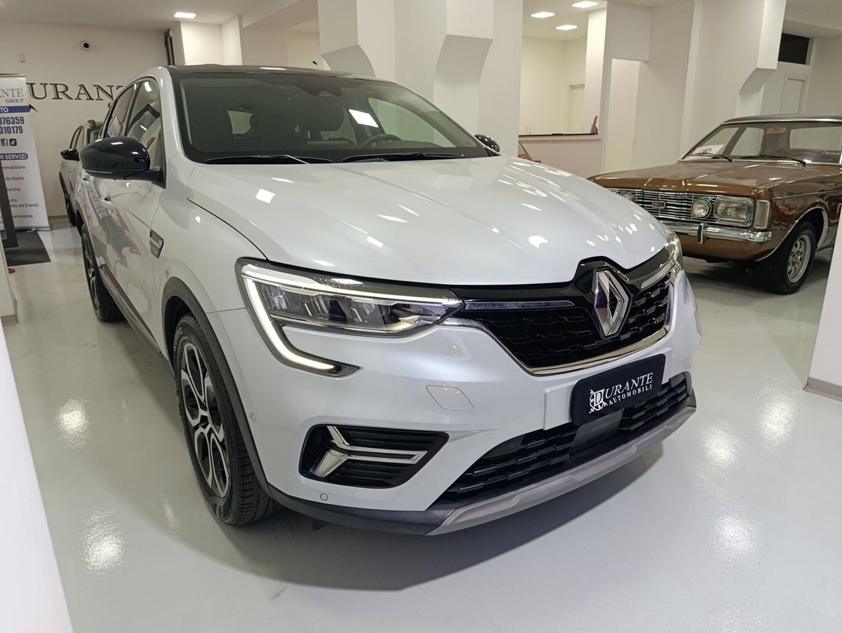 Renault Arkana Hybrid E-Tech 145 CV Techno (2)