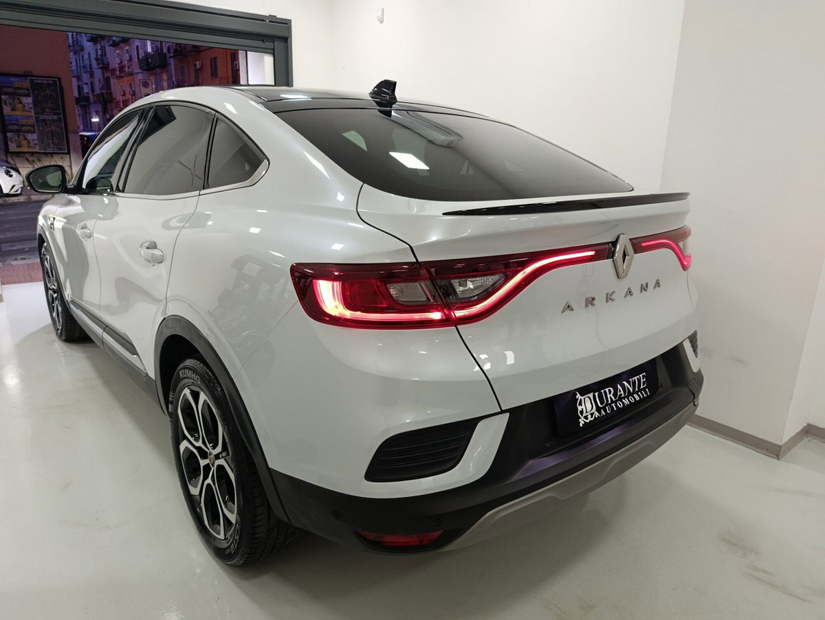 Renault Arkana Hybrid E-Tech 145 CV Techno (5)