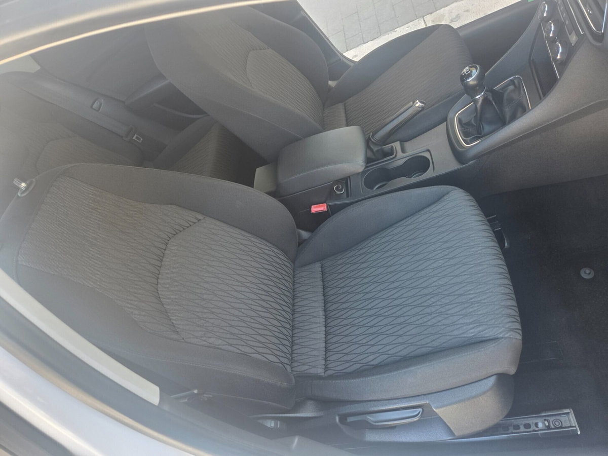 SEAT Leon 1.6 TDI 105 CV 5p. Style (20)
