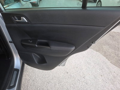 Kia Sportage 1.7 CRDI 2WD Class (17)