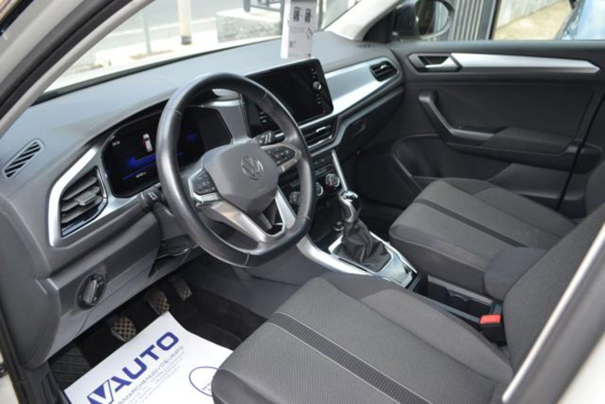 Volkswagen T-Roc 1.0 TSI Life (10)
