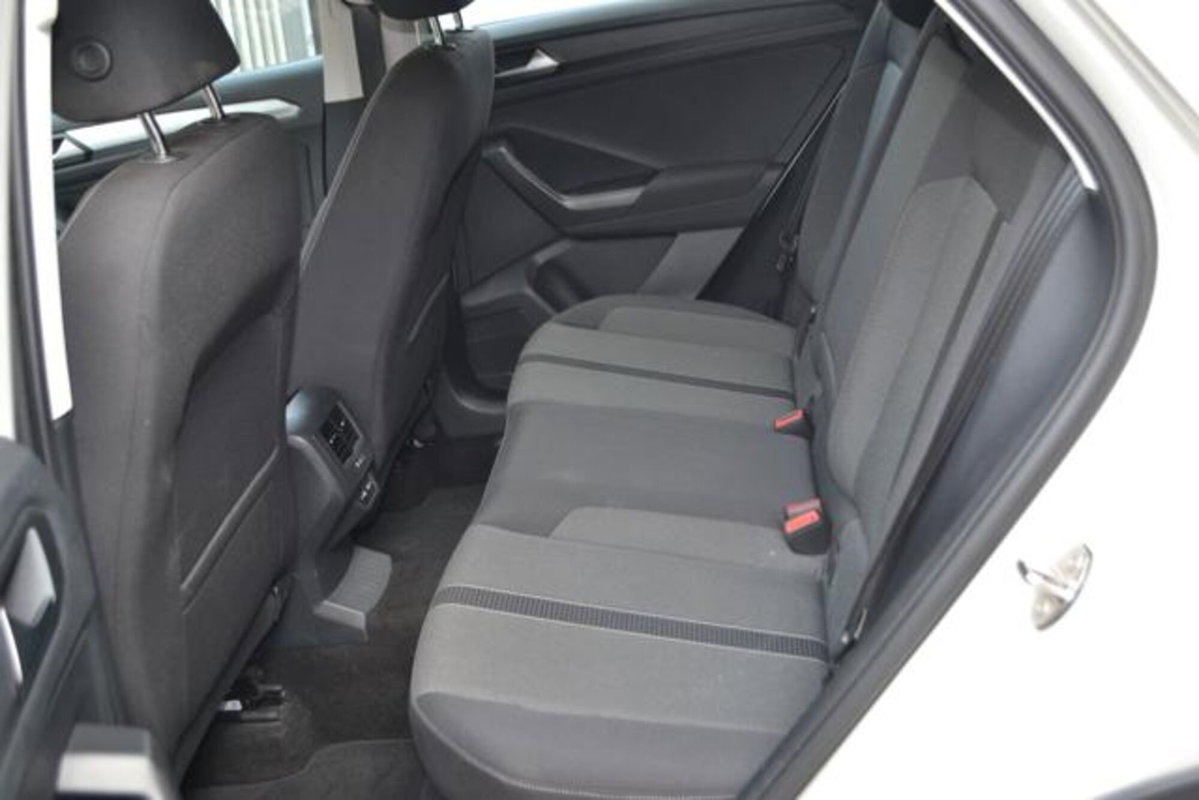 Volkswagen T-Roc 1.0 TSI Life (16)