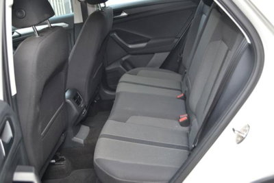 Volkswagen T-Roc 1.0 TSI Life (16)