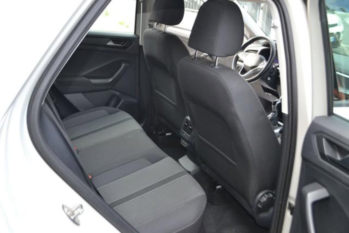 Volkswagen T-Roc 1.0 TSI Life (20)