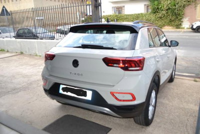 Volkswagen T-Roc 1.0 TSI Life (7)