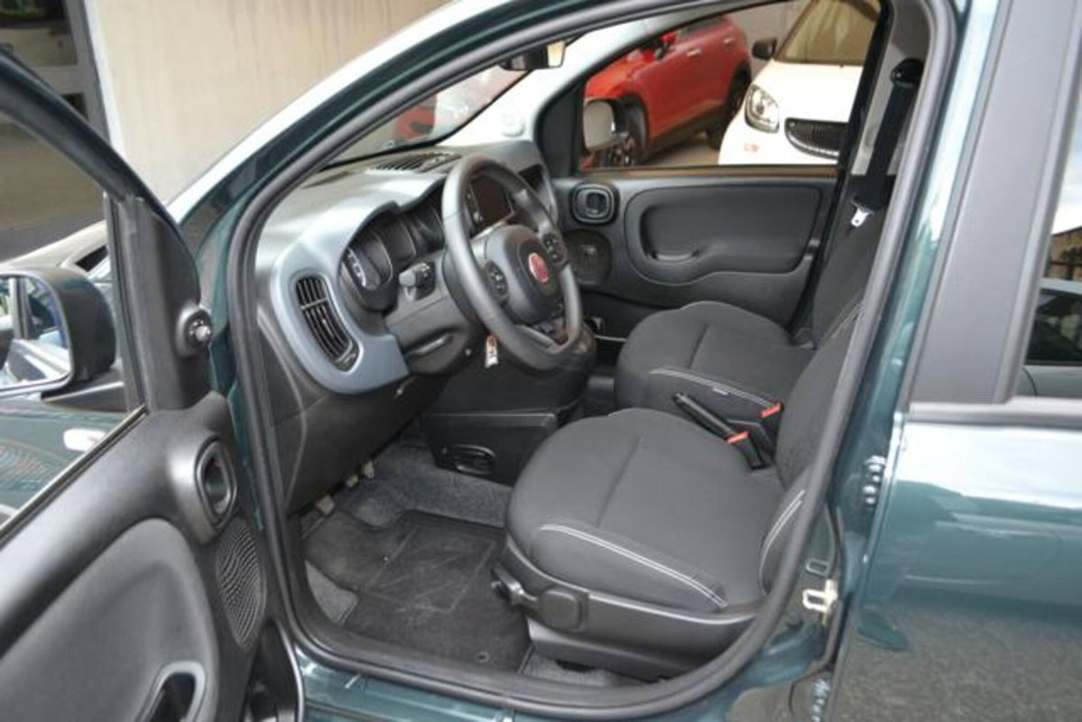 Fiat Panda Cross 1.0 firefly hybrid Cross s&s 70cv 5p.ti (9)