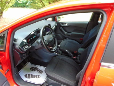 Ford Fiesta 1.1 75 CV 5 porte Titanium (19)