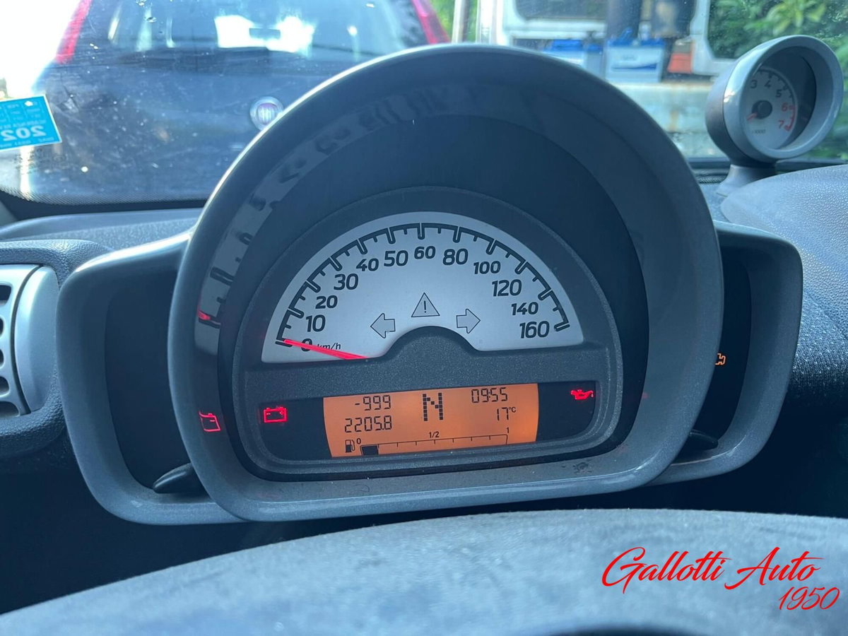 smart Fortwo 1000 62 kW coupé pulse (11)