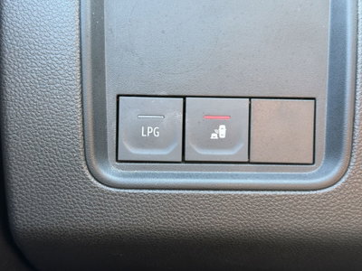 Dacia Duster 1.0 Eco-G Extreme 100cv (18)