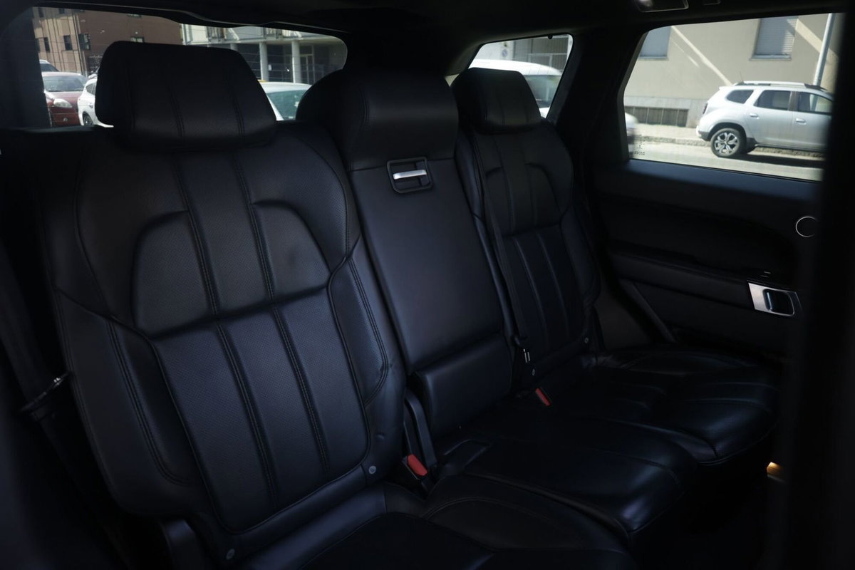 Land Rover Range Rover Sport 3.0 SDV6 Autobiography (14)